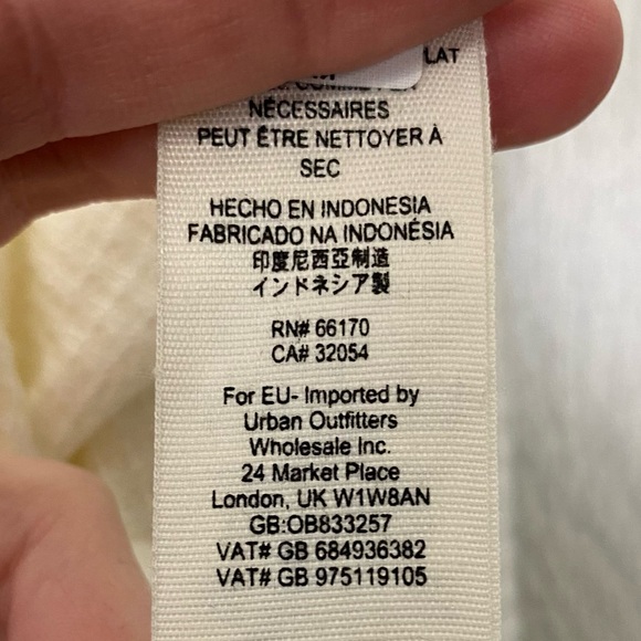 Free People | Spring Valley White Waffle Knit Lace Neck Long Sleeve Top Size XS - Picture 12 of 12